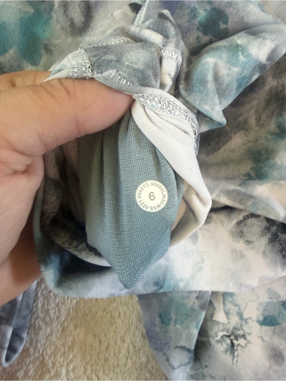 Lululemon align leggings size 6 - Picture 4 of 4